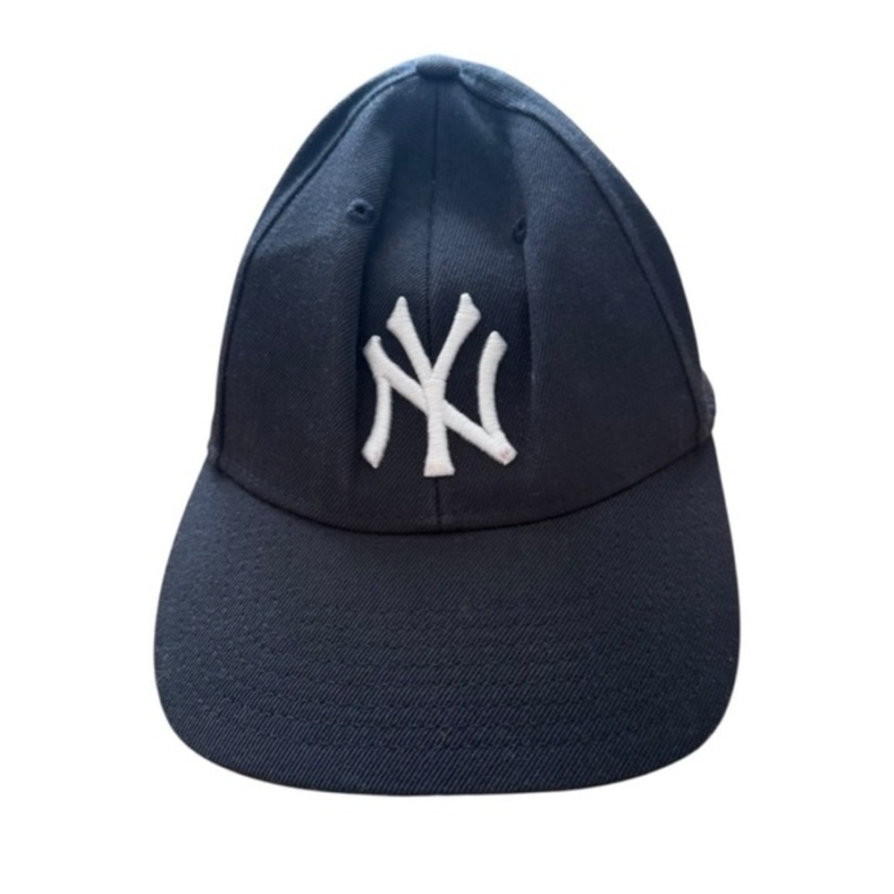 New York Yankees Black Baseball Cap with White Logo 47 Brand